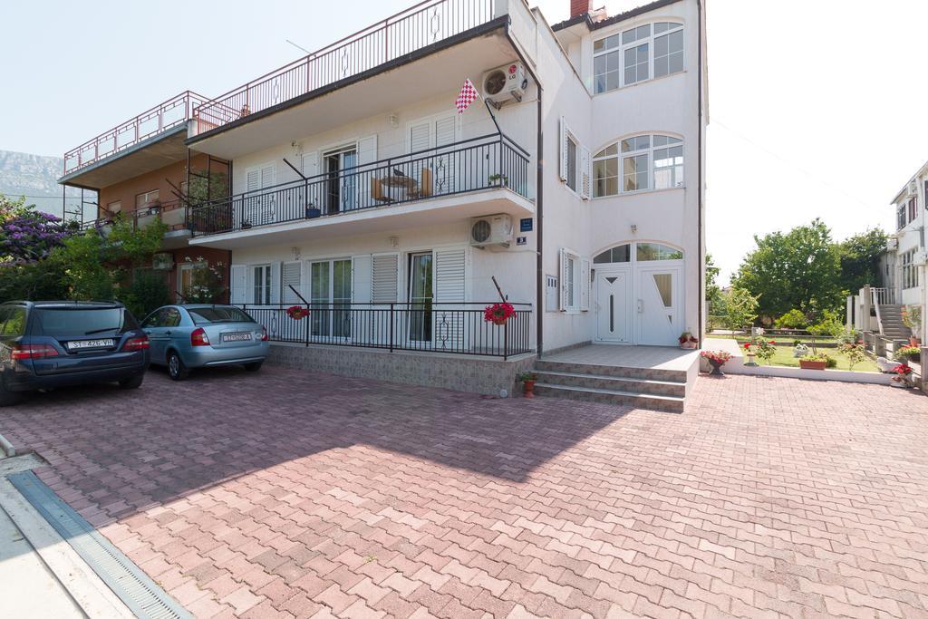 Apartment Marko Kastela Bagian luar foto