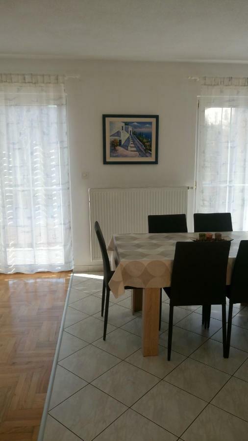 Apartment Marko Kastela Bagian luar foto